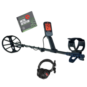 Minelab Equinox 900 metal detector with wireless headphones